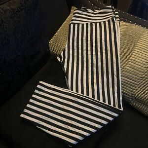 Hard Tail Forever Black & White Striped Leggings